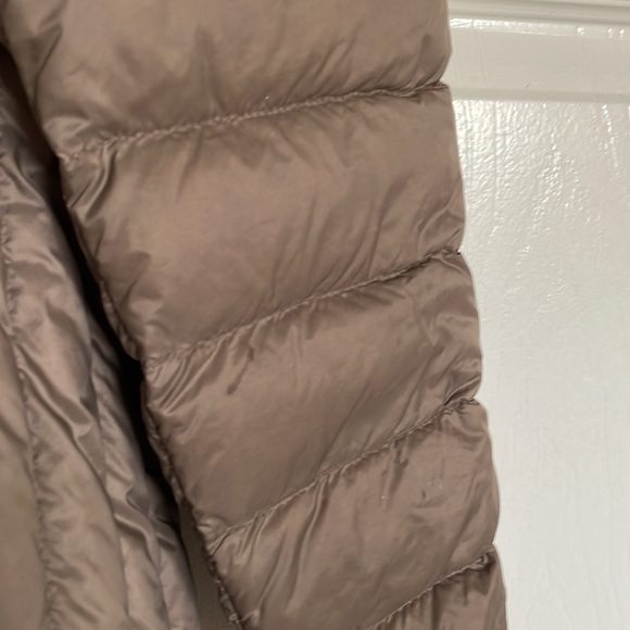 Ladies lightweight long down quilted coat - Picture 3 of 5